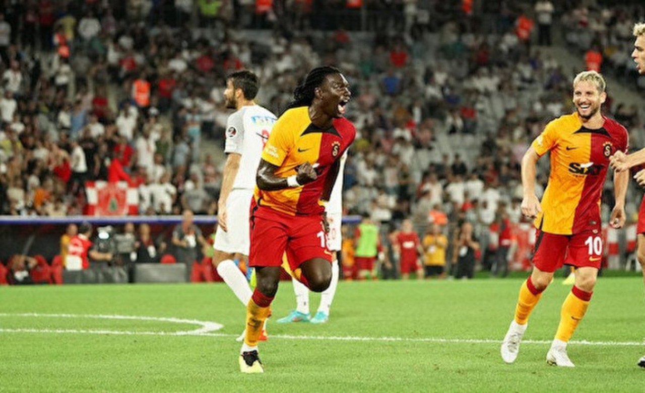 Galatasaray,  Ümraniyespor karşısında zorlandı: Gomis mucizesi