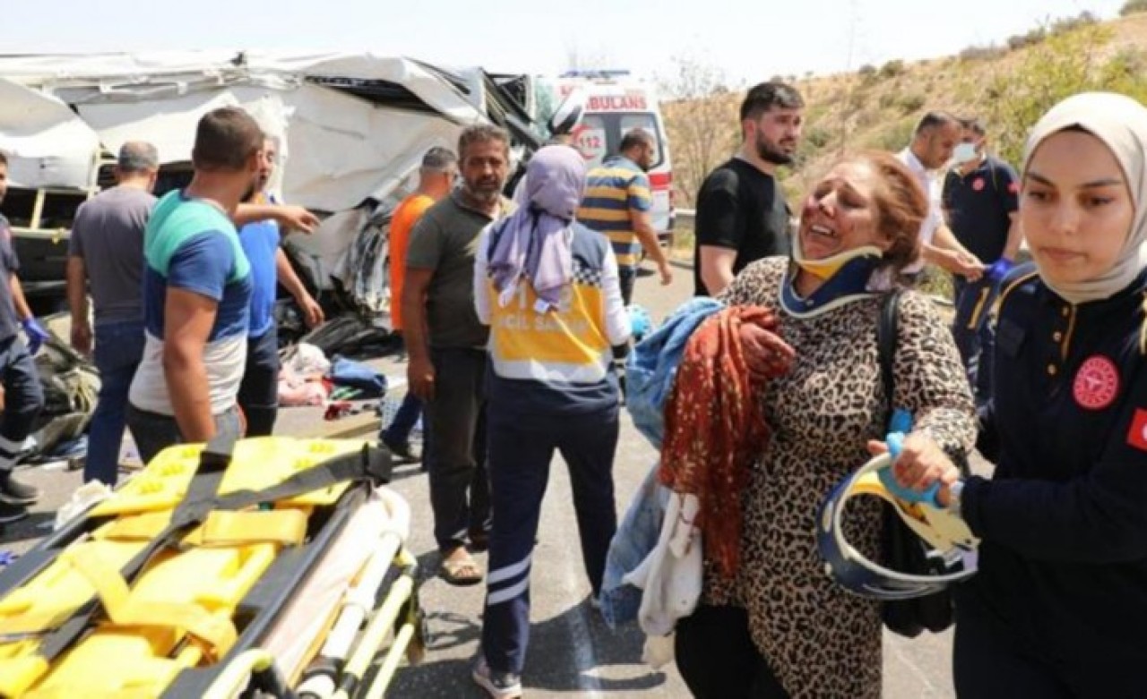 Gaziantep'te katliam gibi kaza: 16 kişi hayatını kaybetti!