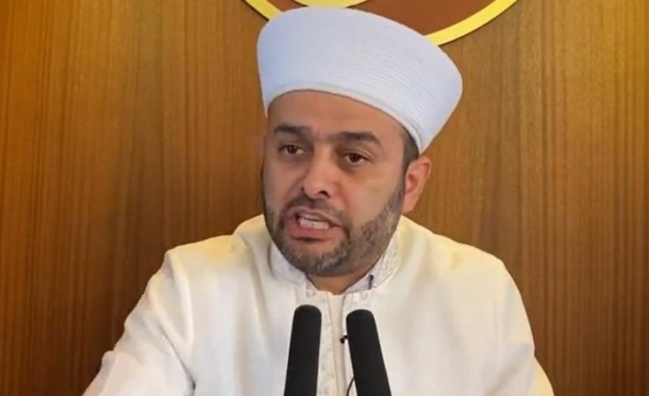 İmam Halil Konakçı,  bu kez de bakın kimleri hedef aldı: 'Kanunen yasaklanmalı!'