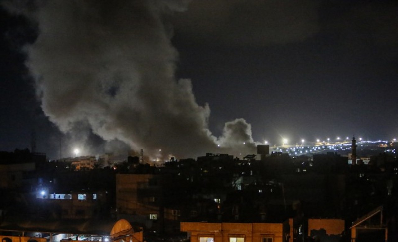 İsrail'in Gazze'nin Refah bölgesine düzenlediği saldırıda 7 kişi yaşamını yitirdi