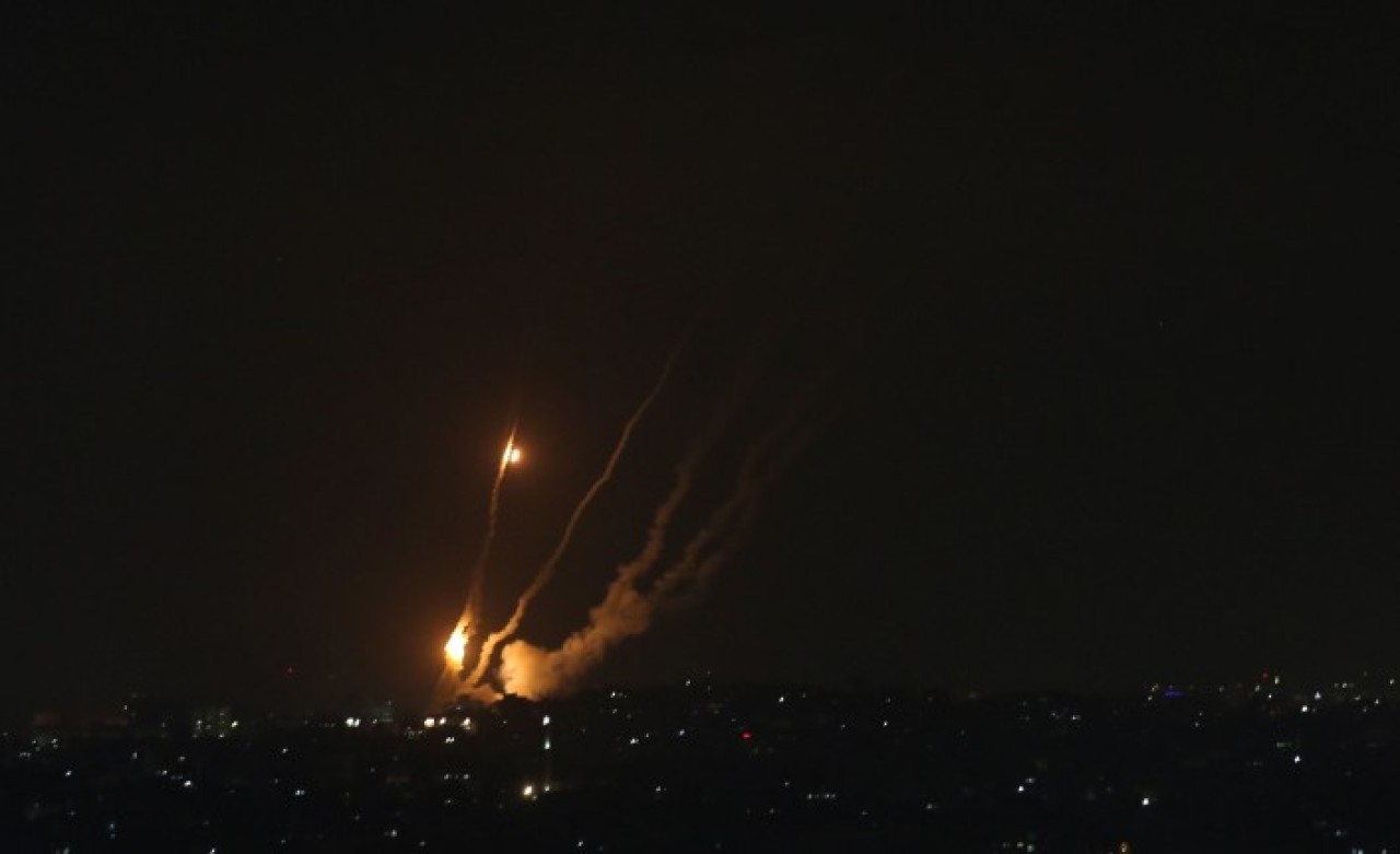 İsrail'in Gazze'ye saldırısında ölenler var: Gazze'den de İsrail'e roketler fırlatıldı