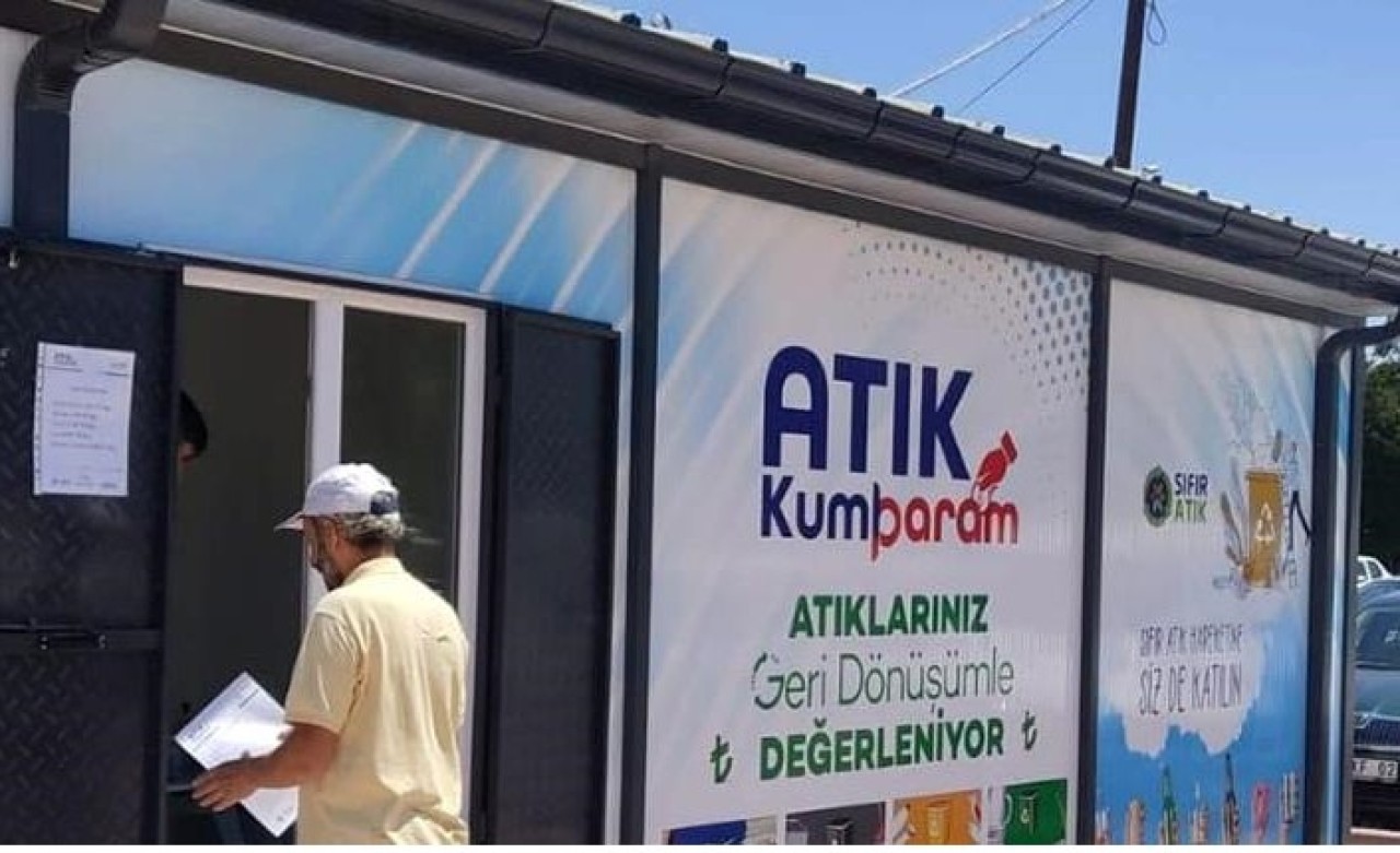 Konya'daki "Atık Kumbara" projesiyle hem çevre hem vatandaş kazanıyor