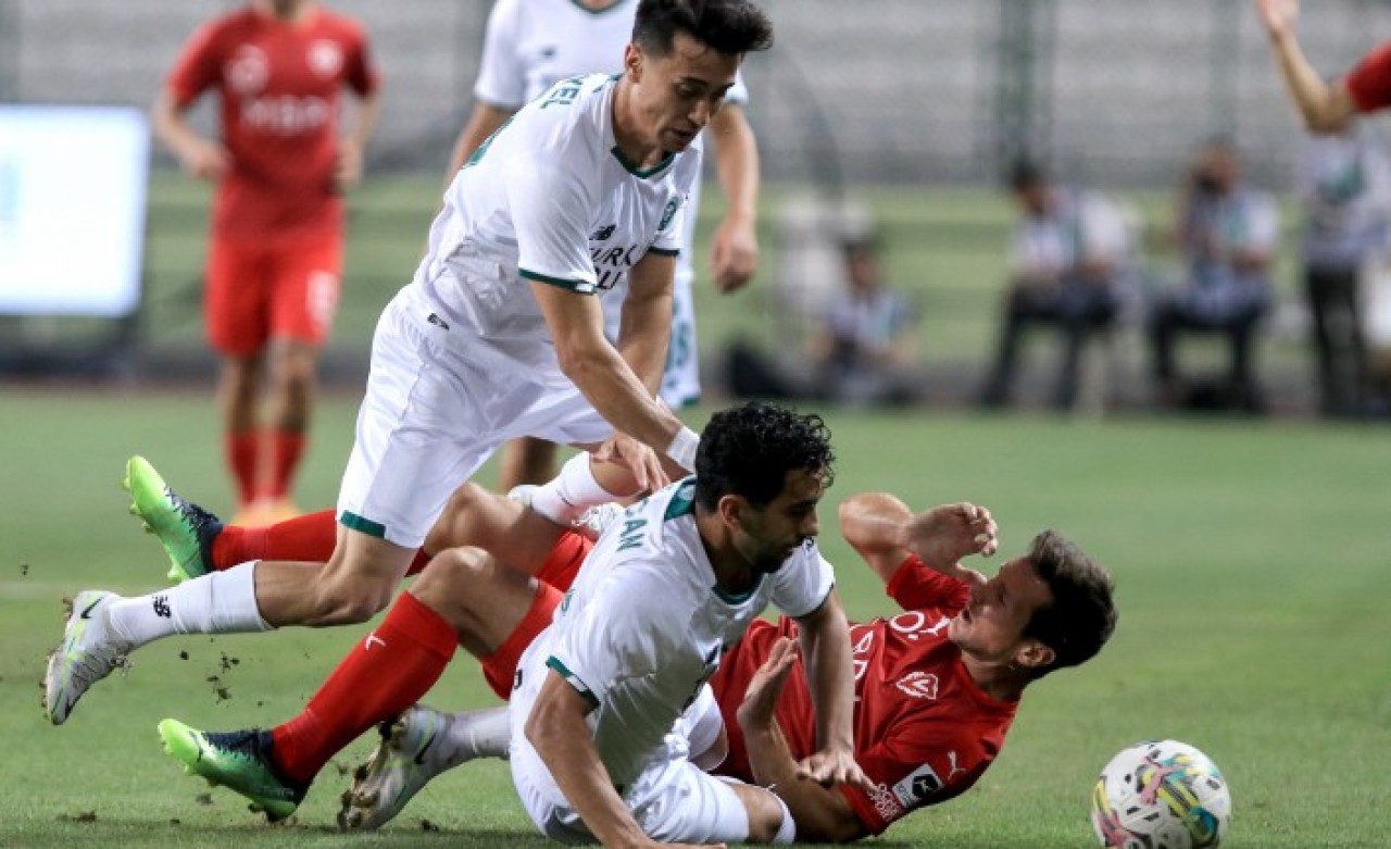 Konyaspor,  Avrupa'ya veda etti: Lihtenştayn takımına elendi!