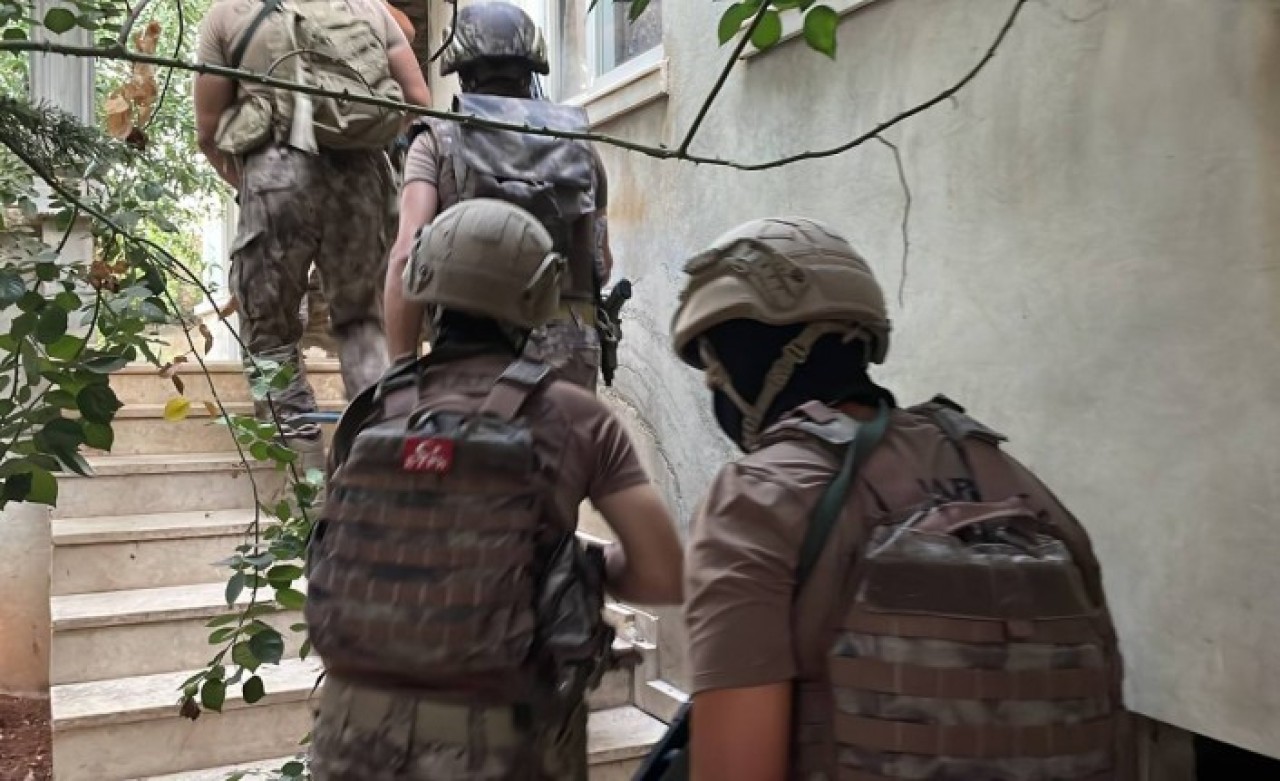 Mersin'de şafak vakti büyük operasyon