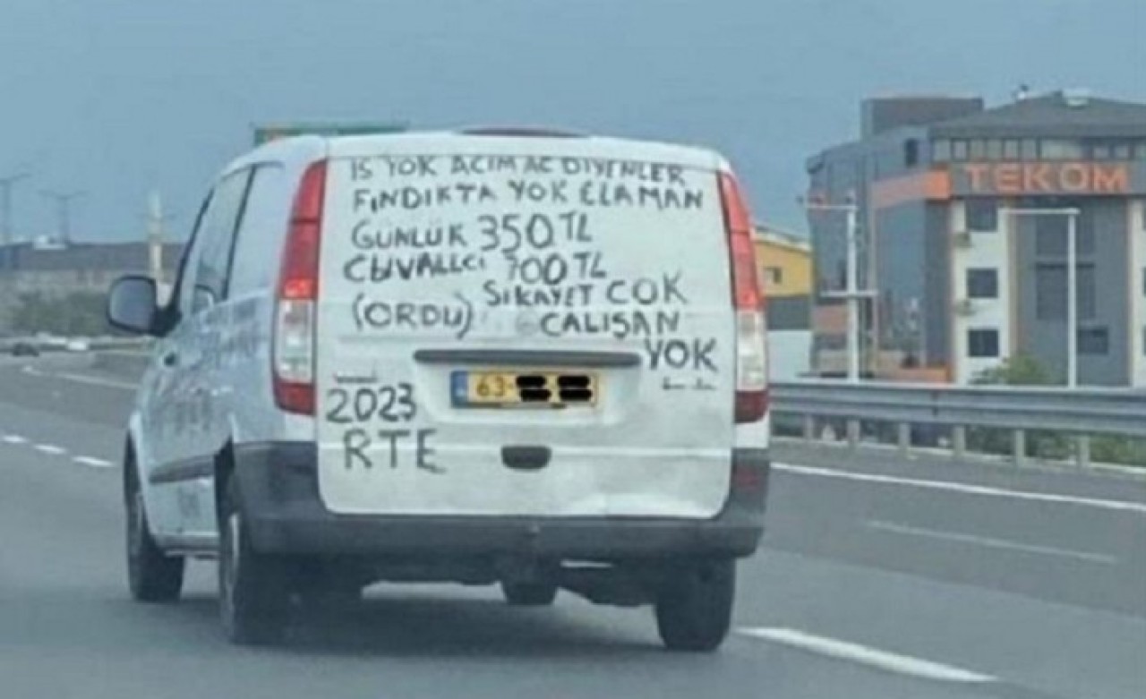 Ordulu gurbetçinin arabasının arkasına yazdığı not şaşkınlık yarattı: Günlük 700 TL'ye işçi yok