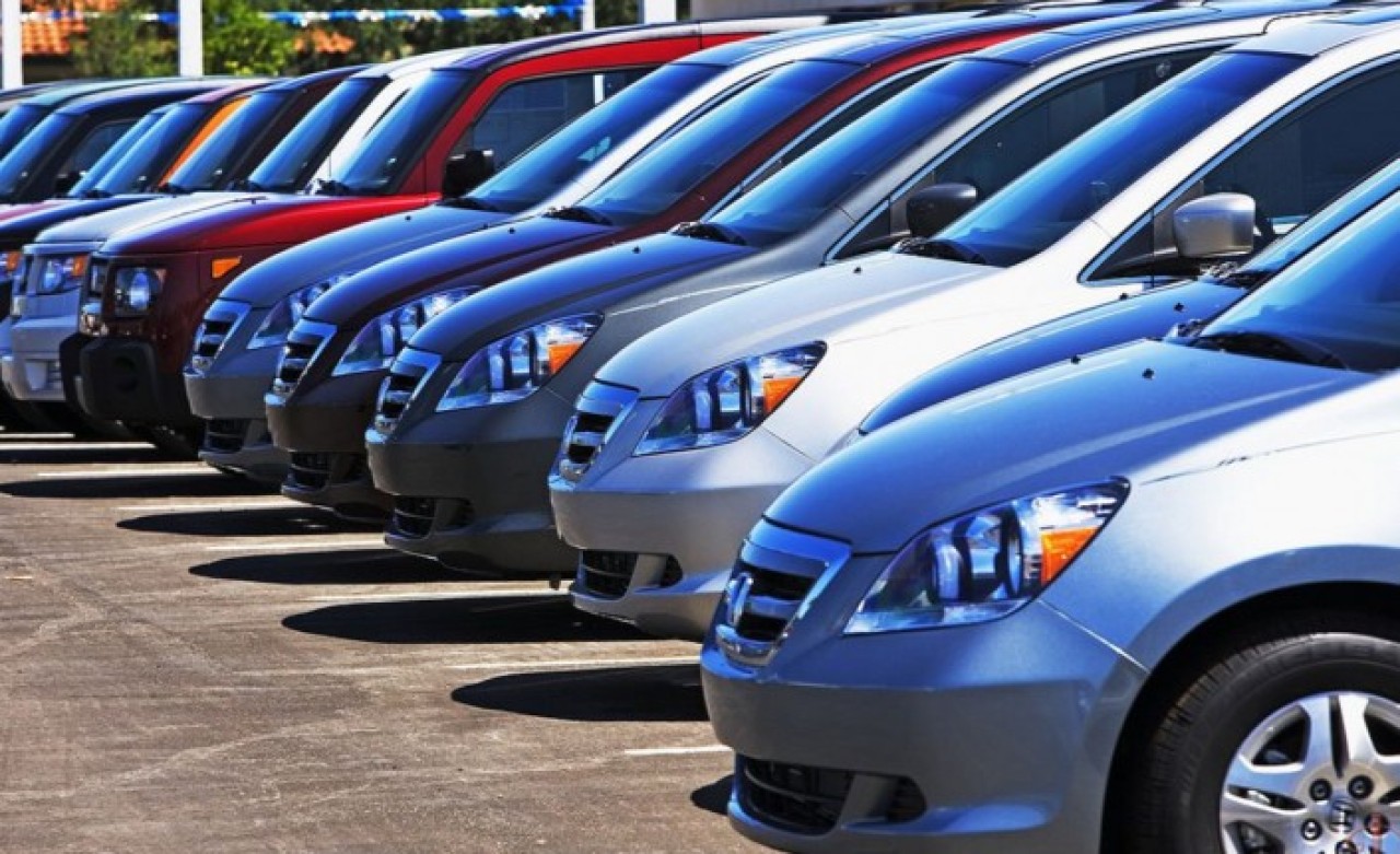 'Sahibinden' düzenlemeye gitti: İkinci el araç satışı için yeni dönem!