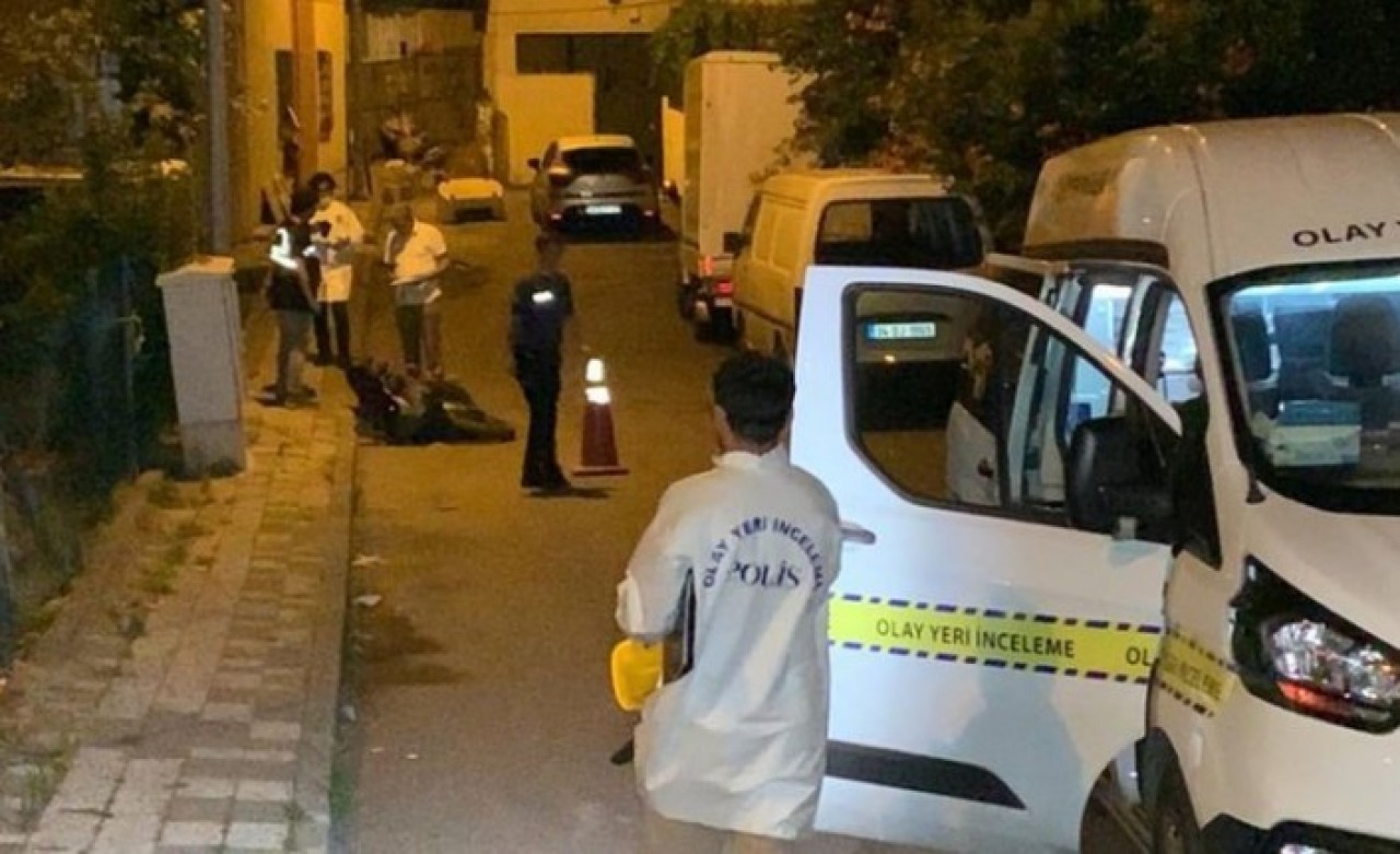 Ümraniye'de uyuşturucu satıcılarına silahlı saldırı: Mert Cem Aslan öldü,  Atacan Eker yaralı