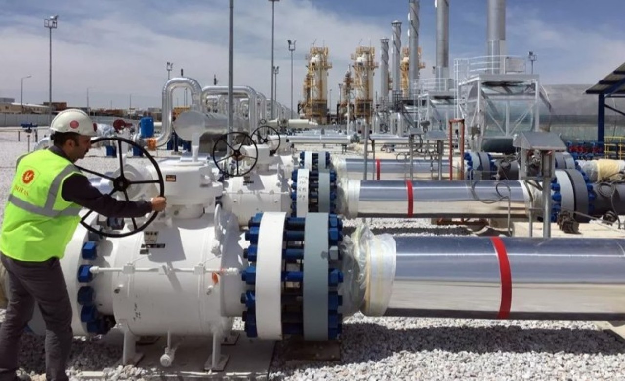 Ünlü ekonomist Abdurrahman Yıldırım,  uykuları kaçıran soruya cevap aradı: Bu kış doğalgaz kesilecek mi?