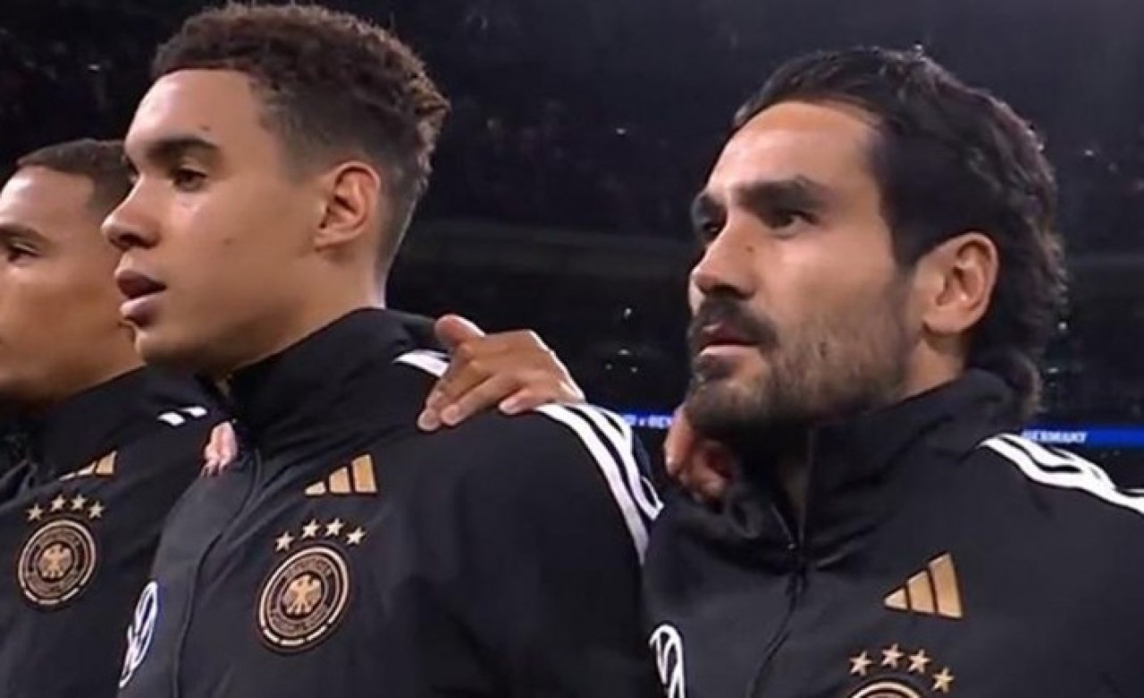 Almanya Milli Marşı okunurken İlkay Gündoğan'ın hareketi bazı Türk futbolseverleri çılgına çevirdi