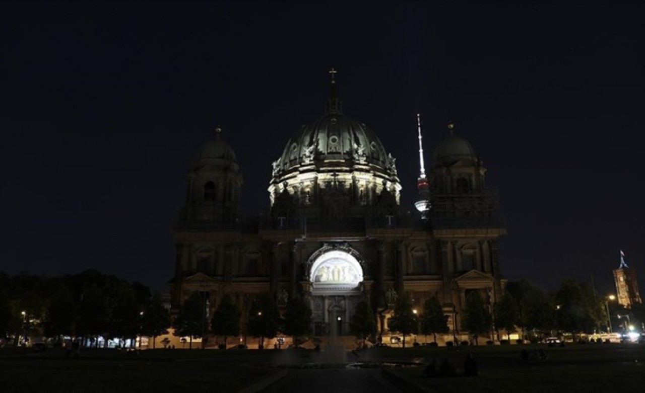 Avrupa ülkeleri enerji krizine karşı kemer sıkıyor