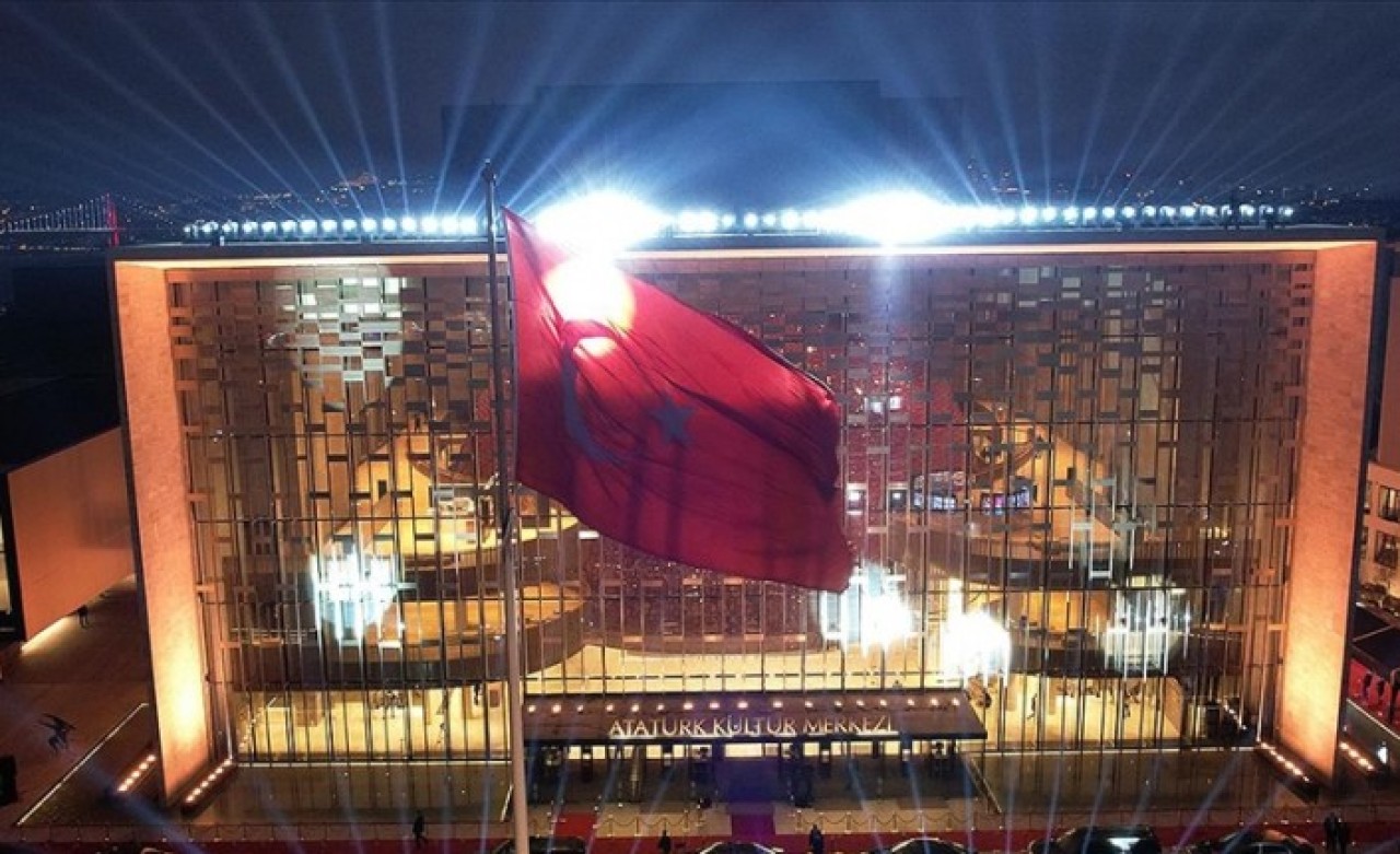 "Bizdeki Dünya Dünyadaki Biz" sergisinde Türkiye'nin müzik mirasının izi sürülüyor