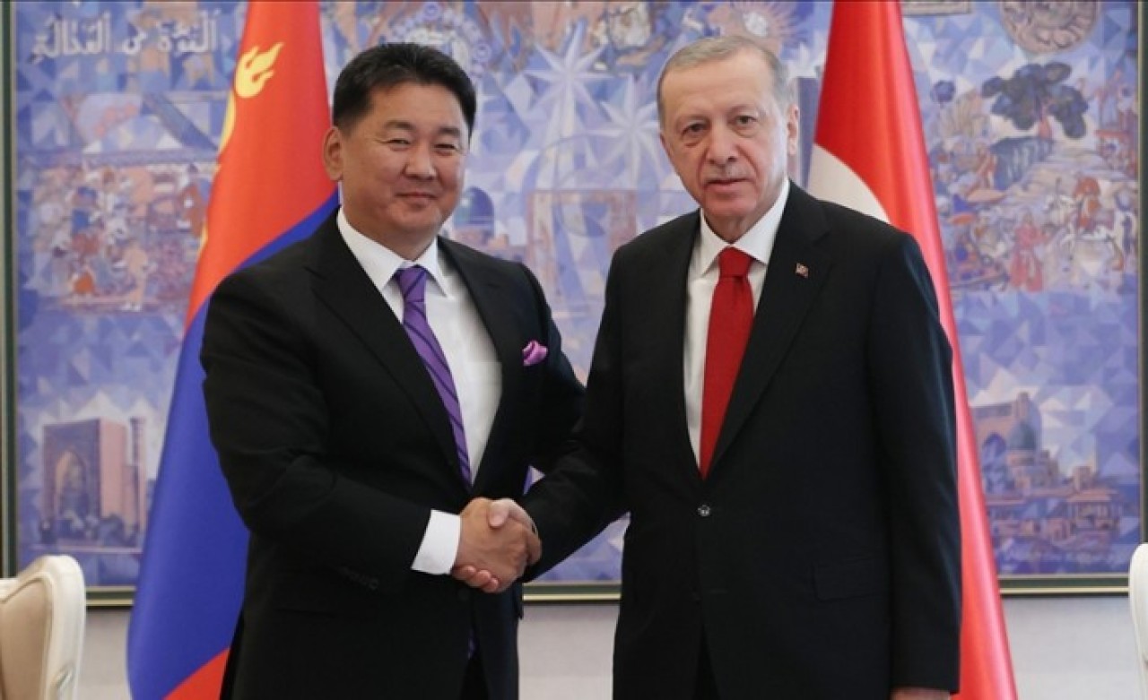 Erdoğan,  Moğolistan Cumhurbaşkanı Khurelsukh ile görüştü