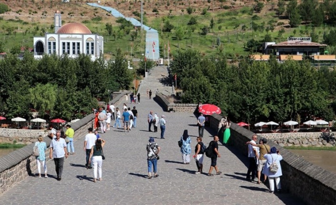 Diyarbakır sonbahar turizmiyle 1 milyon konaklamayı aşmayı hedefliyor