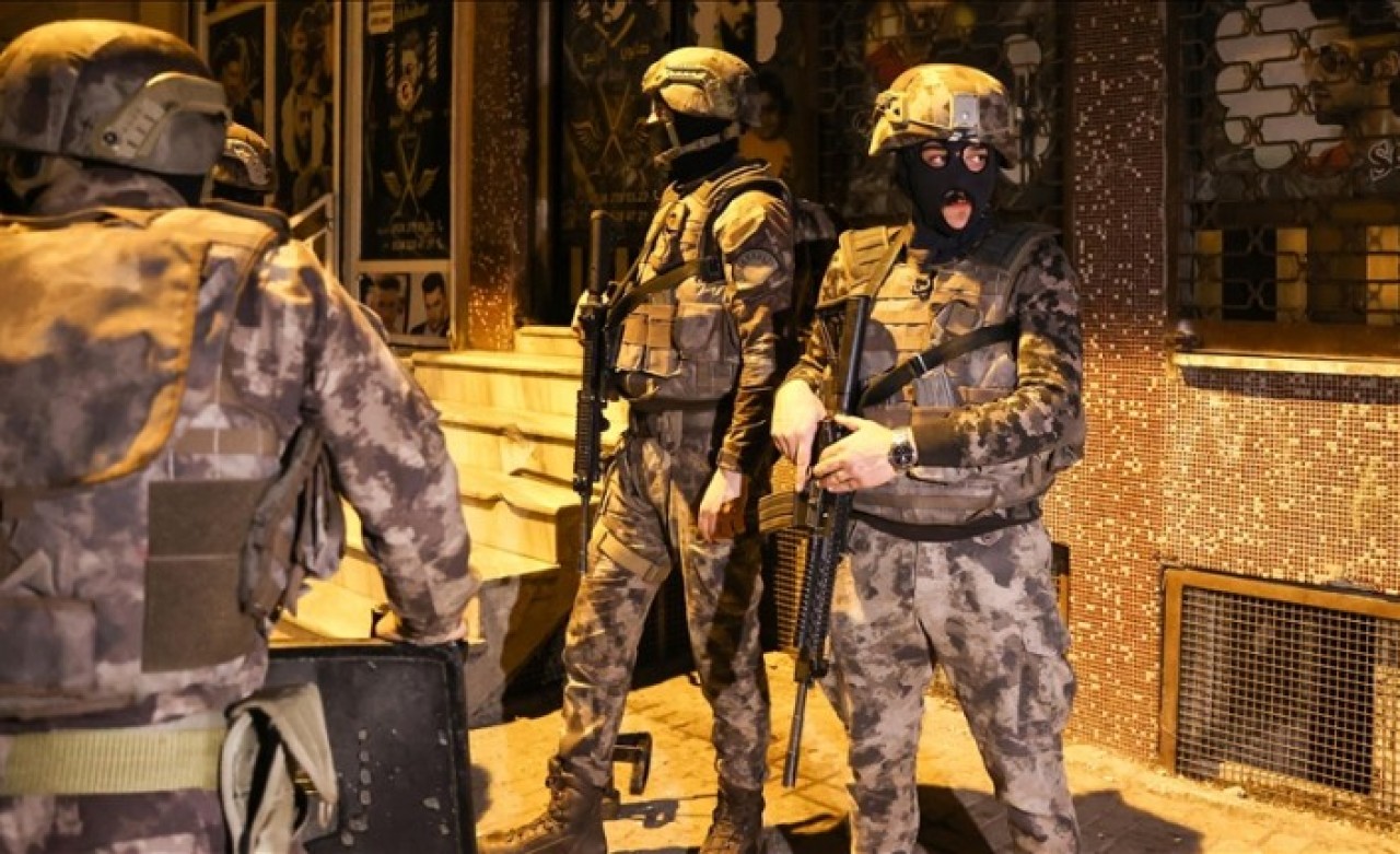 İstanbul'da DEAŞ'a  operasyon: 10 örgüt mensubu yakalandı