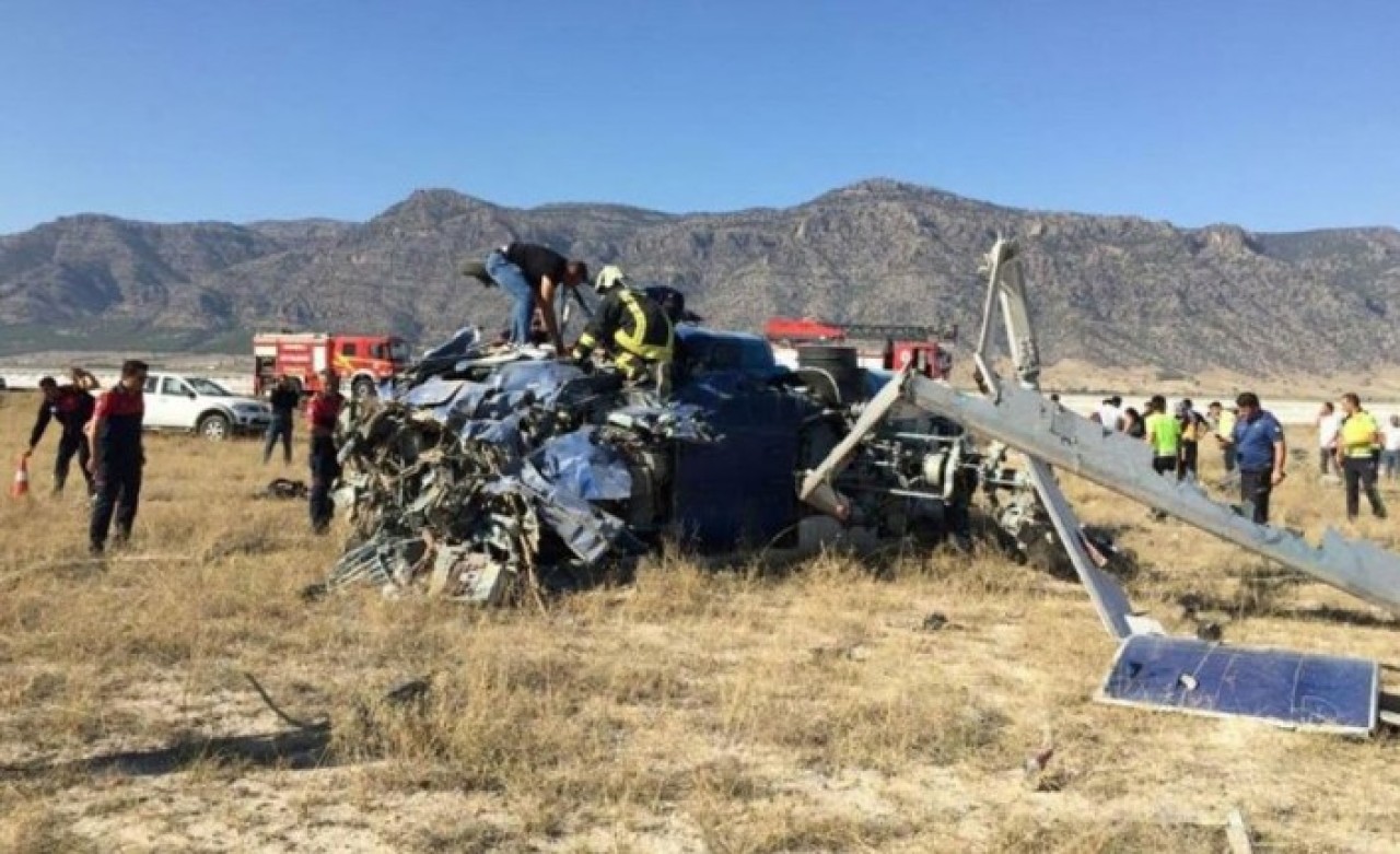 Marmaris'teki yangına giden helikopter Denizli'de düştü: 2 ölü,  5 yaralı