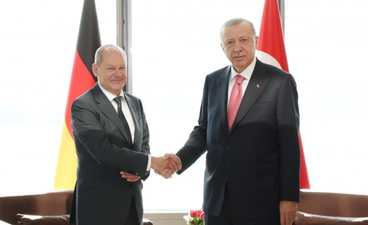 New York'ta kritik görüşme: Erdoğan Scholz'u kabul etti