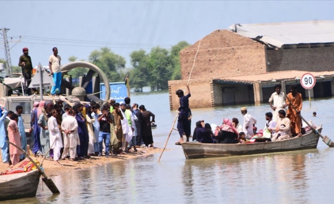 Pakistan'da sel ve siyaset: Felaketin siyasi sonuçları