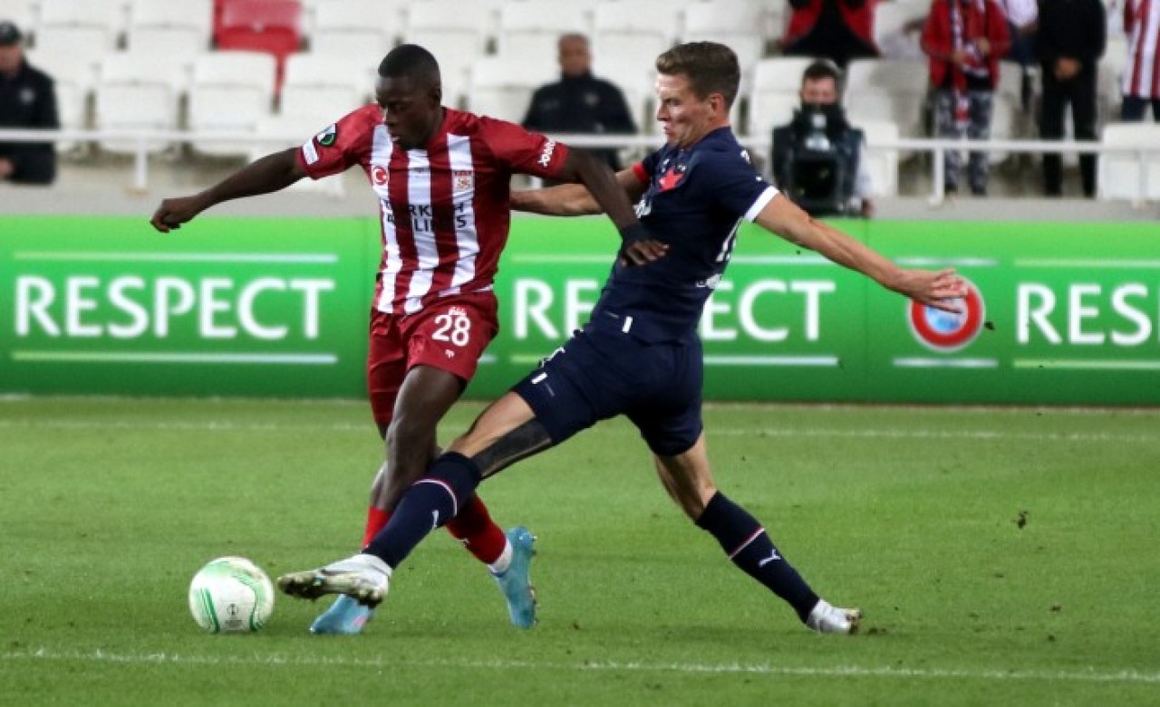 Sivasspor bir puanı Ali Şaşal'la kurtardı