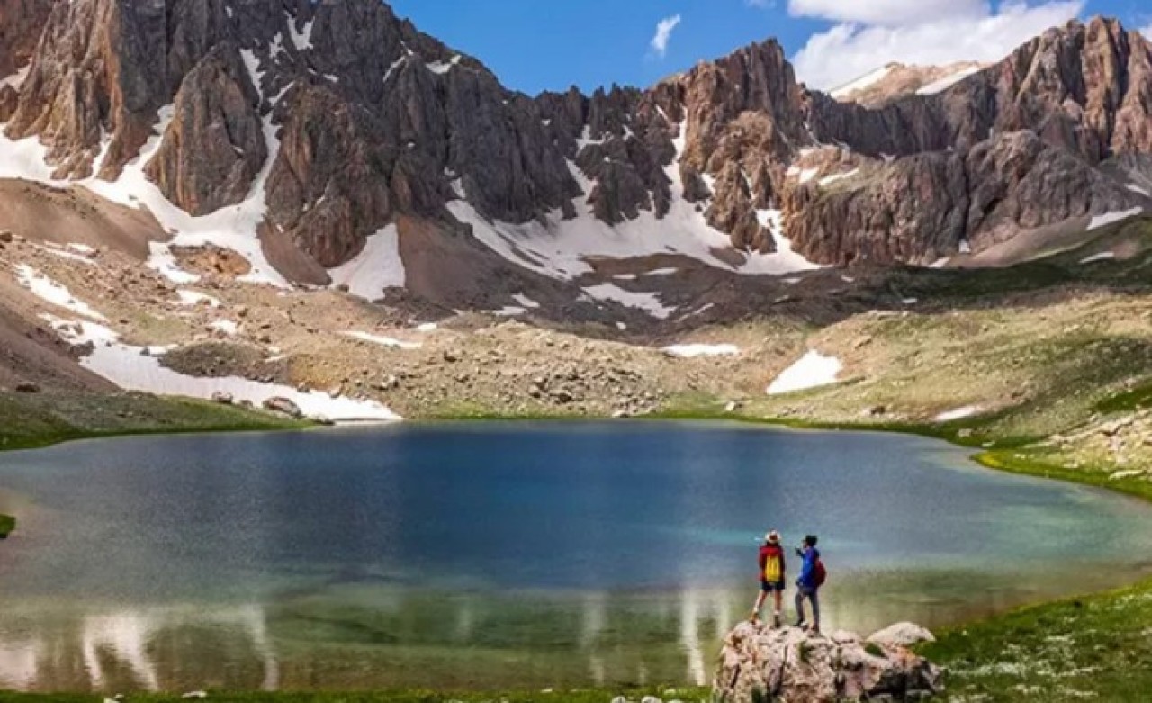 Terörden arındırılan Munzur Dağı turist akınına uğradı!