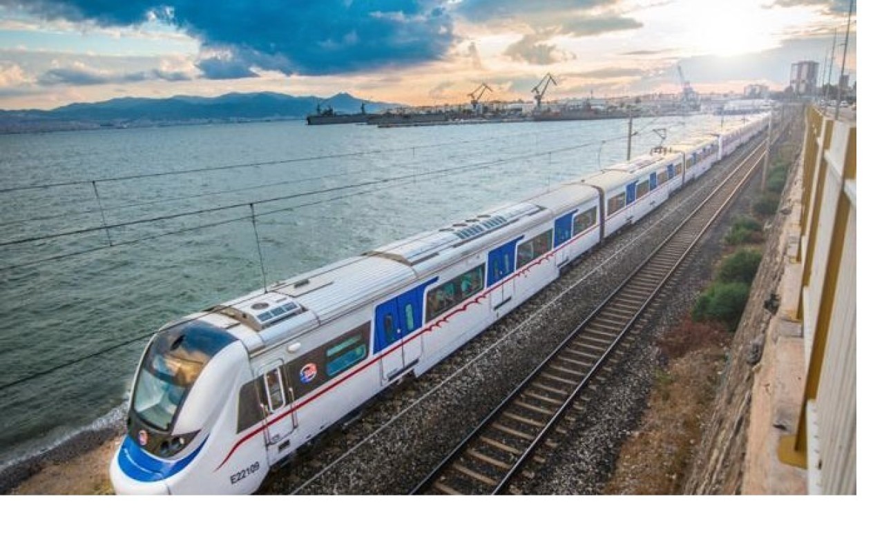 Üç büyükşehirde raylı sistemlerle 1 milyar 663 milyon yolcuya hizmet