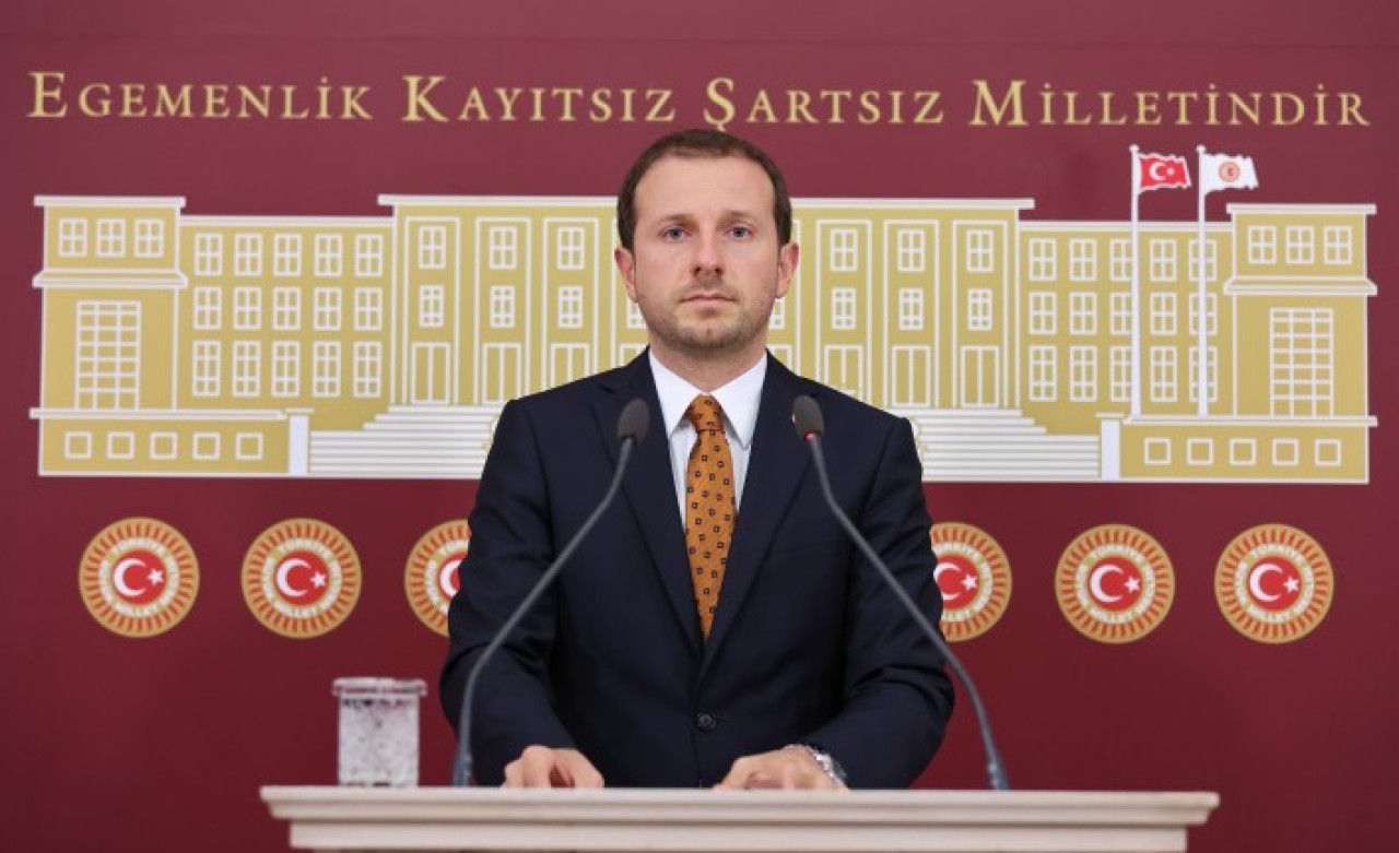 AK Parti Milletvekili Kılıç: CHP,  PKK'nın açıklamasını bekledi