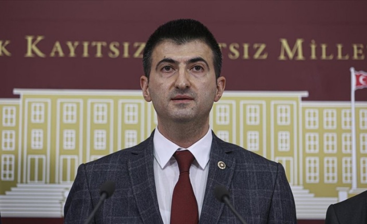 AK Parti'ye geçen Mehmet Ali Çelebi'den flaş açıklama: Siyaseti bırakırım