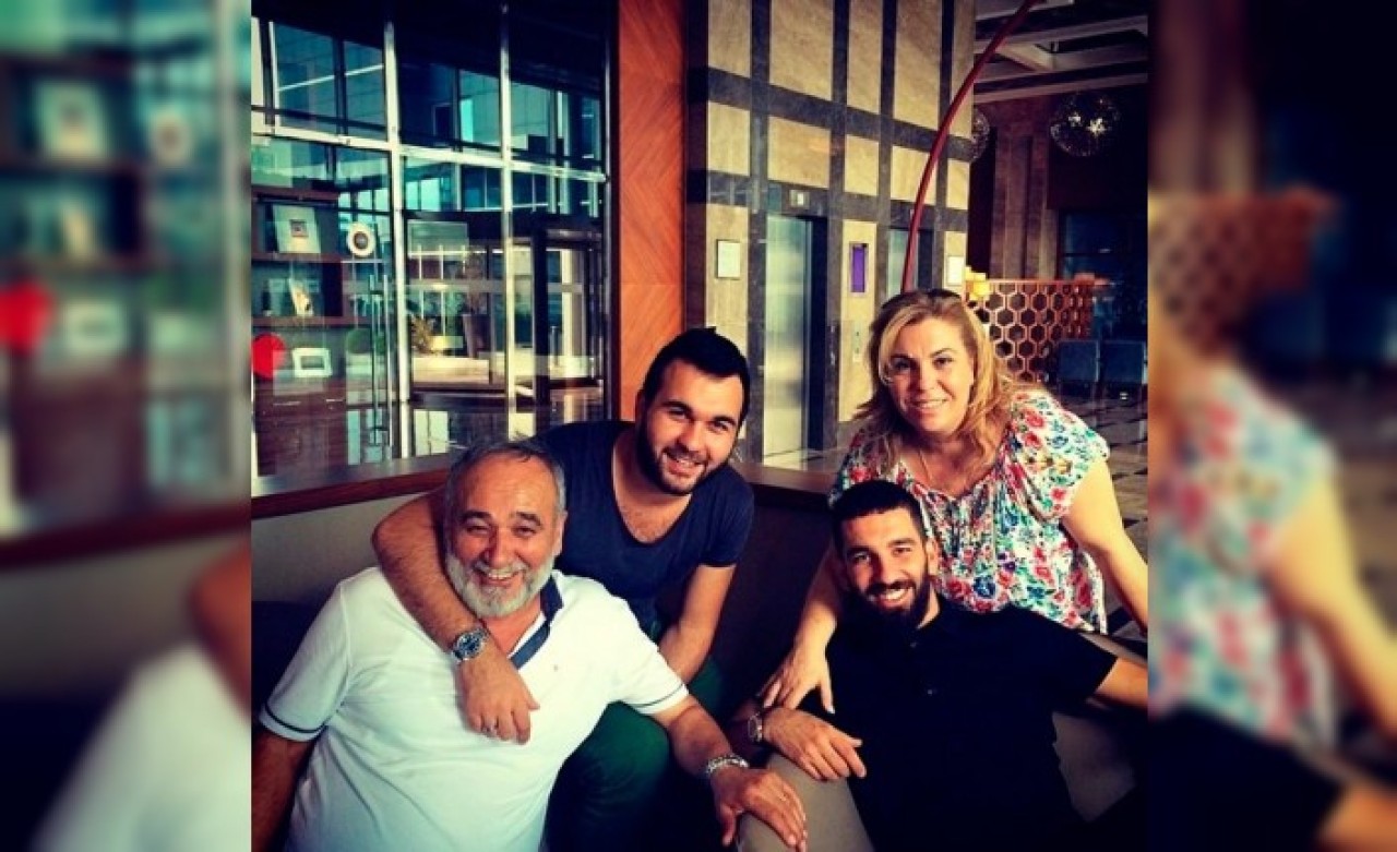 Arda Turan'a büyük şok: Annesi Yüksel Turan'ın 5 yıl hapsi isteniyor