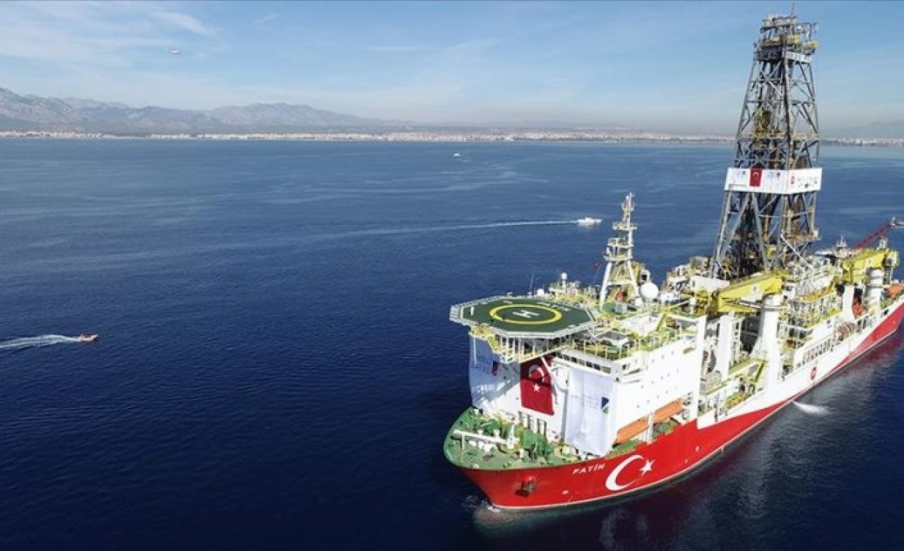 Bakan Dönmez'den,  Babacan'ın Karadeniz gazıyla ilgili sözlerine tepki