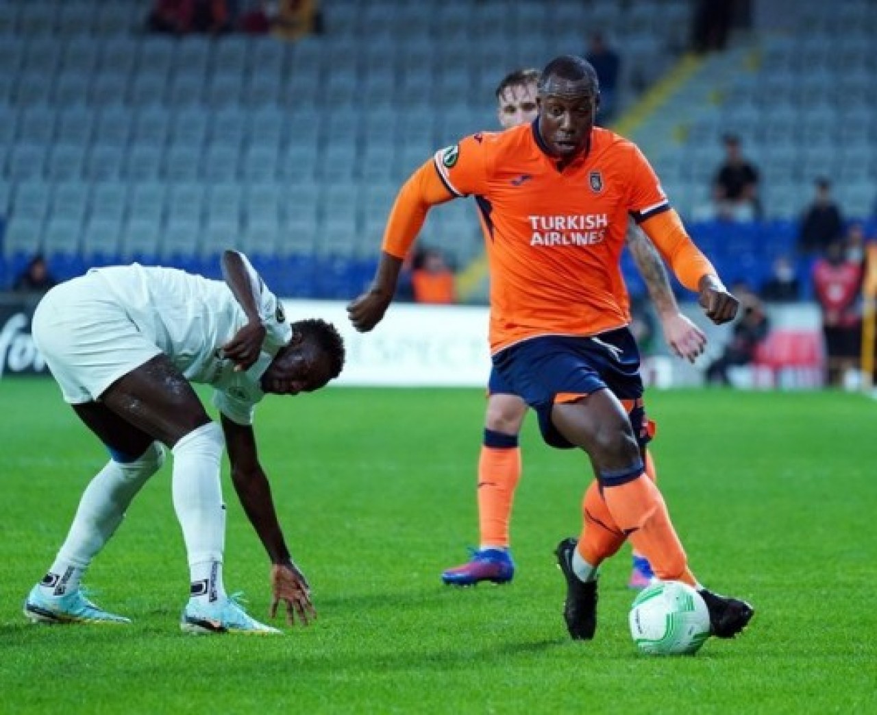 Başakşehir,  Fiorentina karşısında galibiyeti koruyamadı