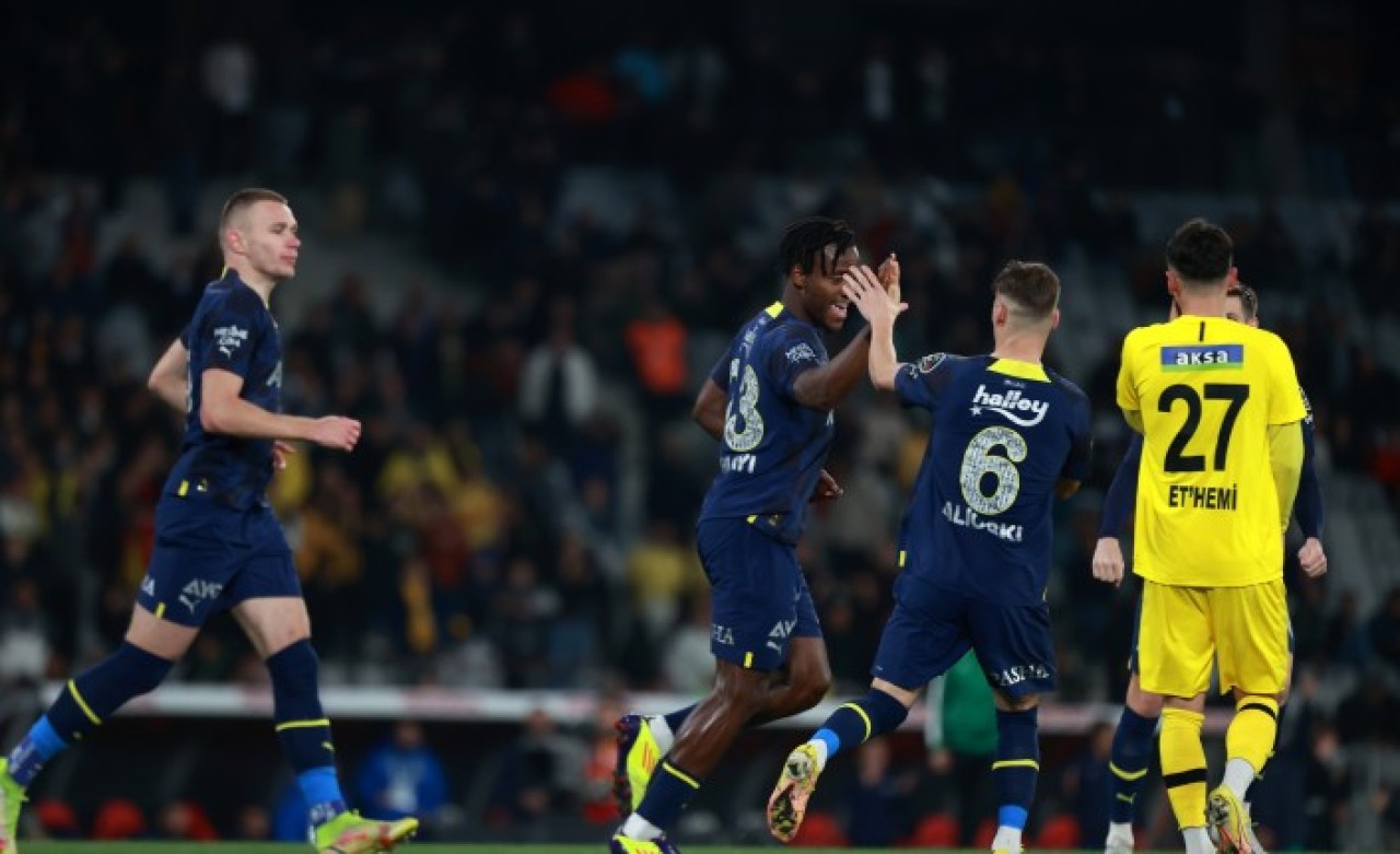 Batshuayi coştu,  Fenerbahçe İstanbulspor'a fark attı