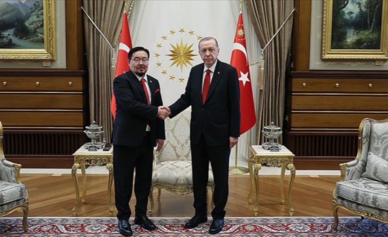 Cumhurbaşkanı Erdoğan,  Moğolistan Ulusal Büyük Kuralı Başkanı'nı kabul etti