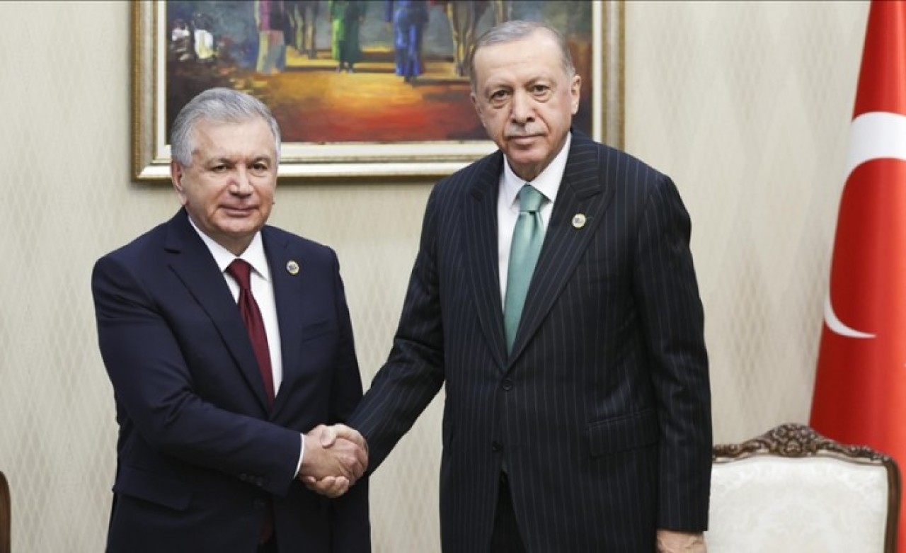 Cumhurbaşkanı Erdoğan,  Özbekistan Cumhurbaşkanı Mirziyoyev ile bir araya geldi
