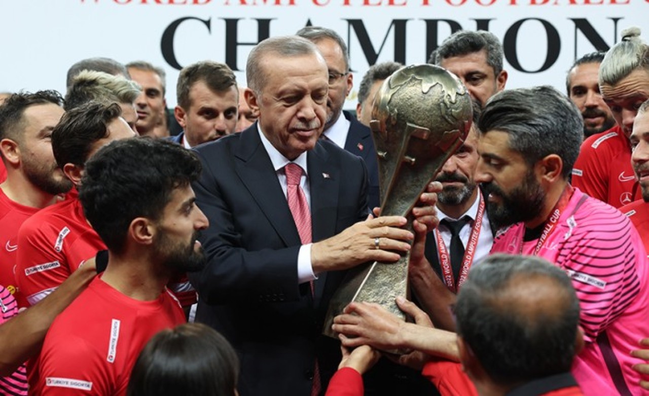 Cumhurbaşkanı Erdoğan: Gerçekten burada bir ders var