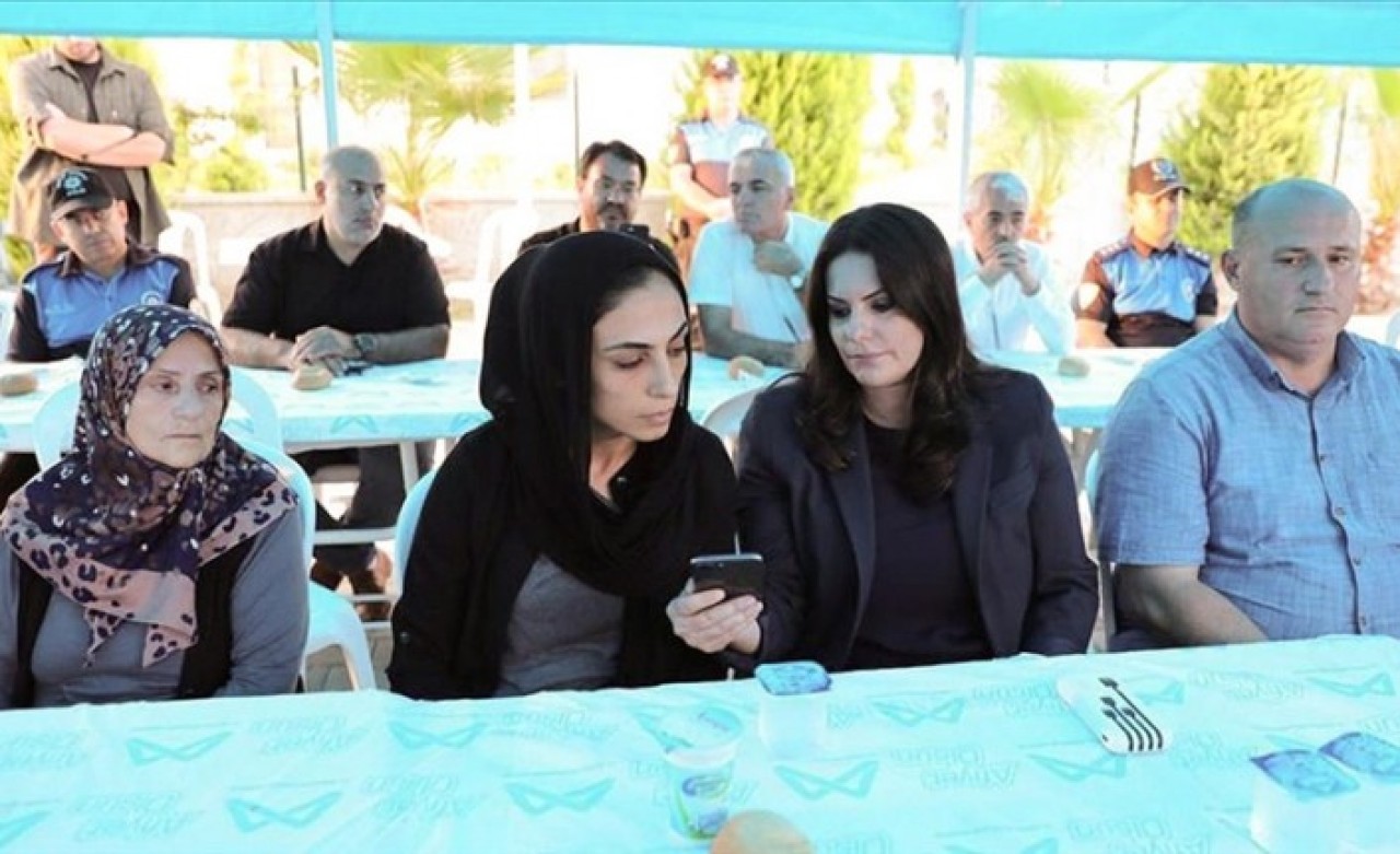 Cumhurbaşkanı Erdoğan,  Mersin'de şehit olan polisin eşiyle telefonda görüştü