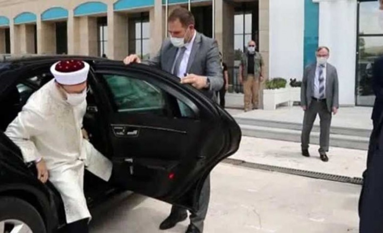 Diyanet’in bütçesi dudak uçuklattı