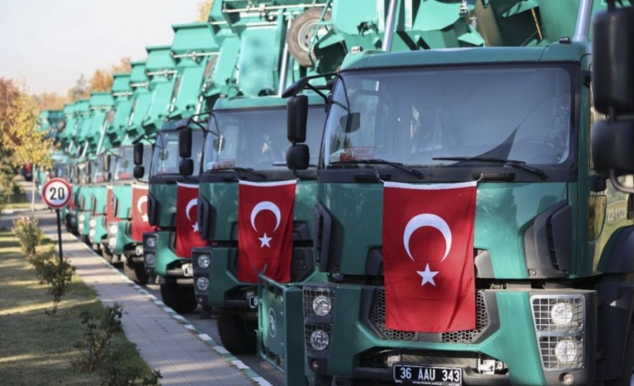 DSİ'nin araç filosuna 60 kamyon daha eklendi