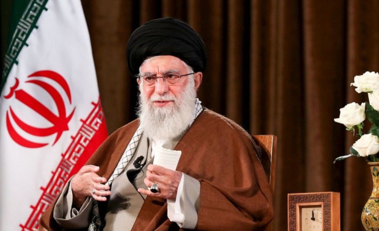 İran lideri Hamaney,  100'e yakın kişinin öldüğü protestolarla ilgili ilk kez konuştu