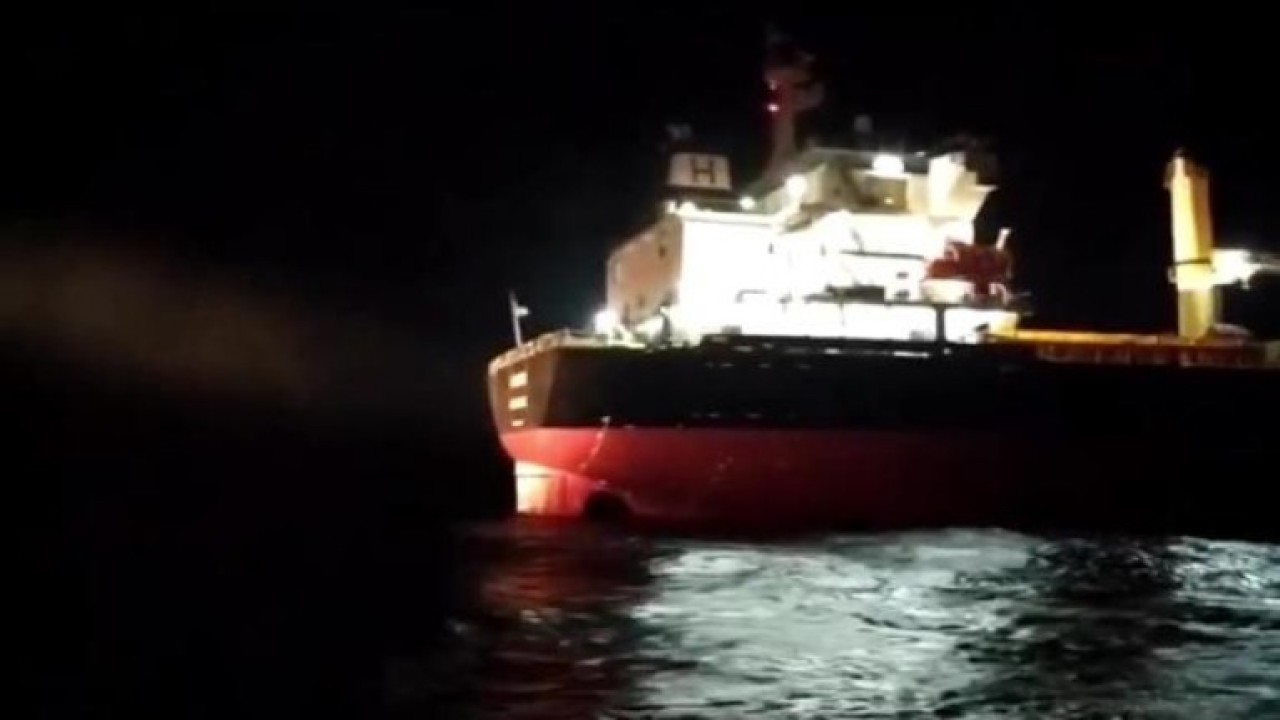 İstanbul Boğazı gemi trafiğine kapandı