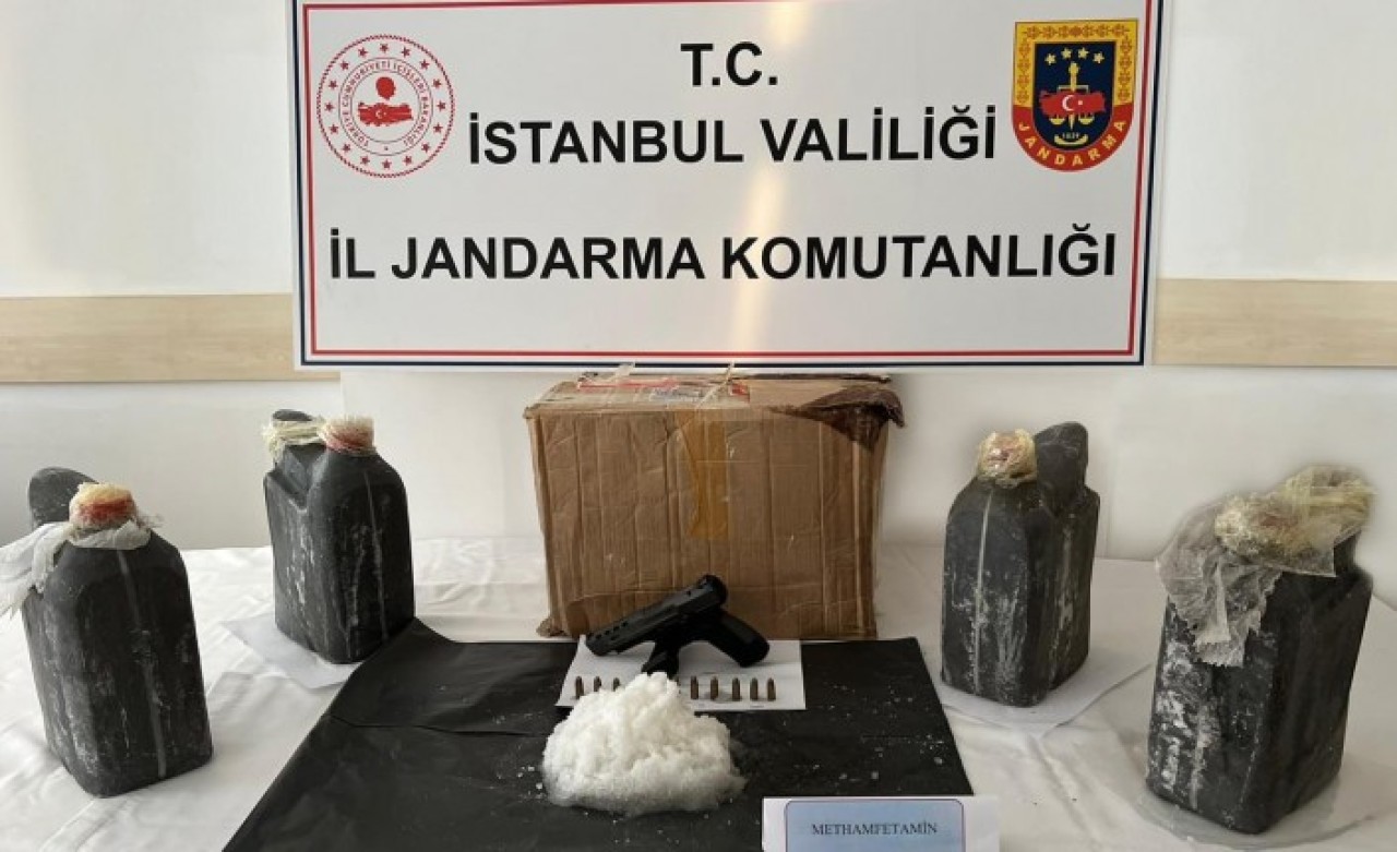 Esenyurt ve Küçükçekmece'de metamfetamin ve kokain operasyonu
