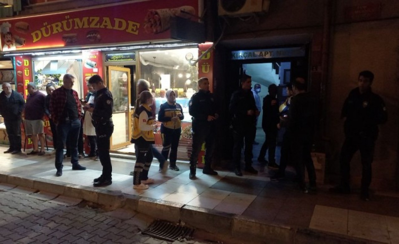 Manisa'da eşi Zafer Zeybek bıçakladı: Huriye Zeybek öldü