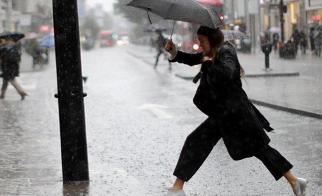 Meteorolojiden hafta sonu uyarısı: 2 bölgede kuvvetli yağmur,  yükseklerde kar var