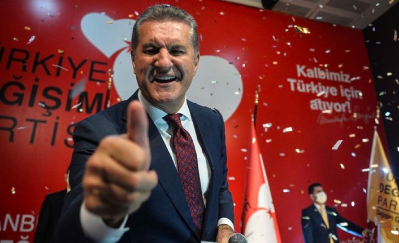 Sarıgül: Fransız,  Alman,  Japon arabalarına teşekkür ediyoruz...Türkiye'mizin TOGG'uyla gurur duyacağım!