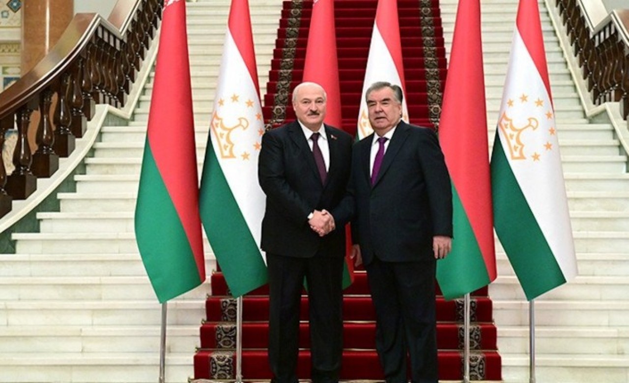 Tacikistan ve Belarus,  iş birliğine yönelik yol haritası belirledi