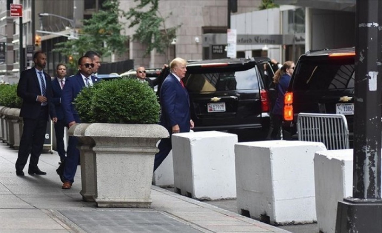 Trump'a büyük şok: İfadeye çağrıldı