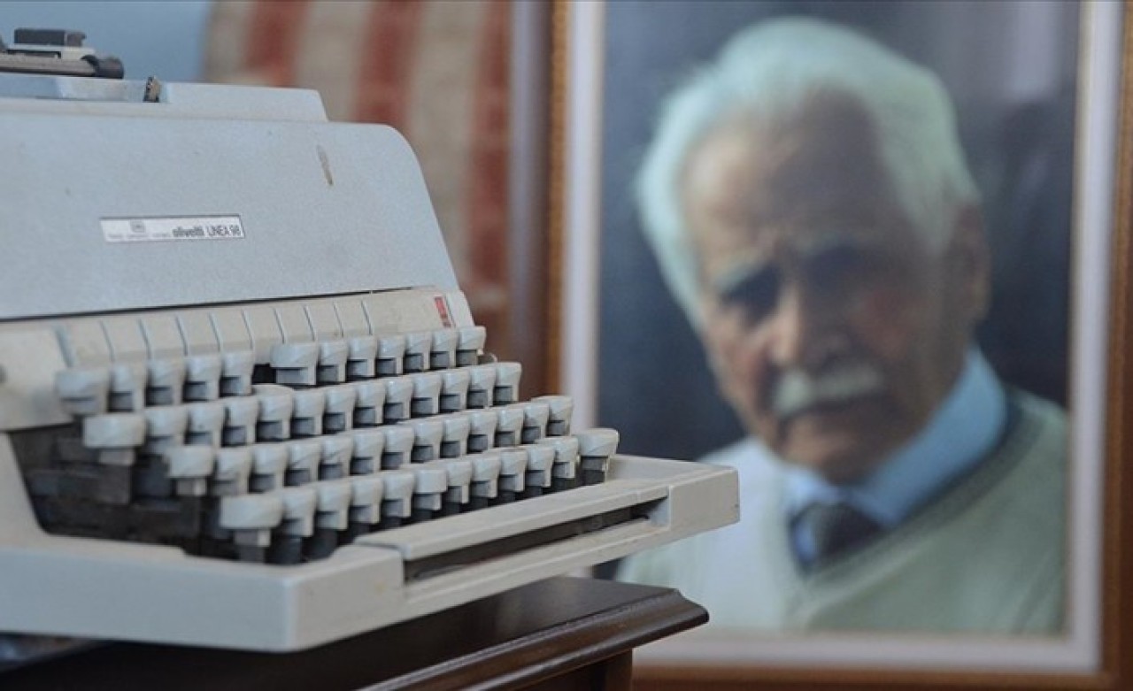 Türk şiirinin Türkmen dervişi: Bahaettin Karakoç