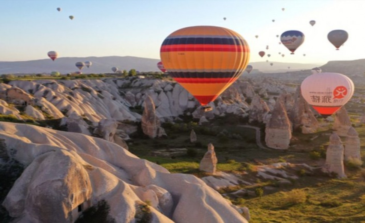 Türk ve Rumen milletvekilleri Kapadokya'da sıcak hava balon turuna katıldı