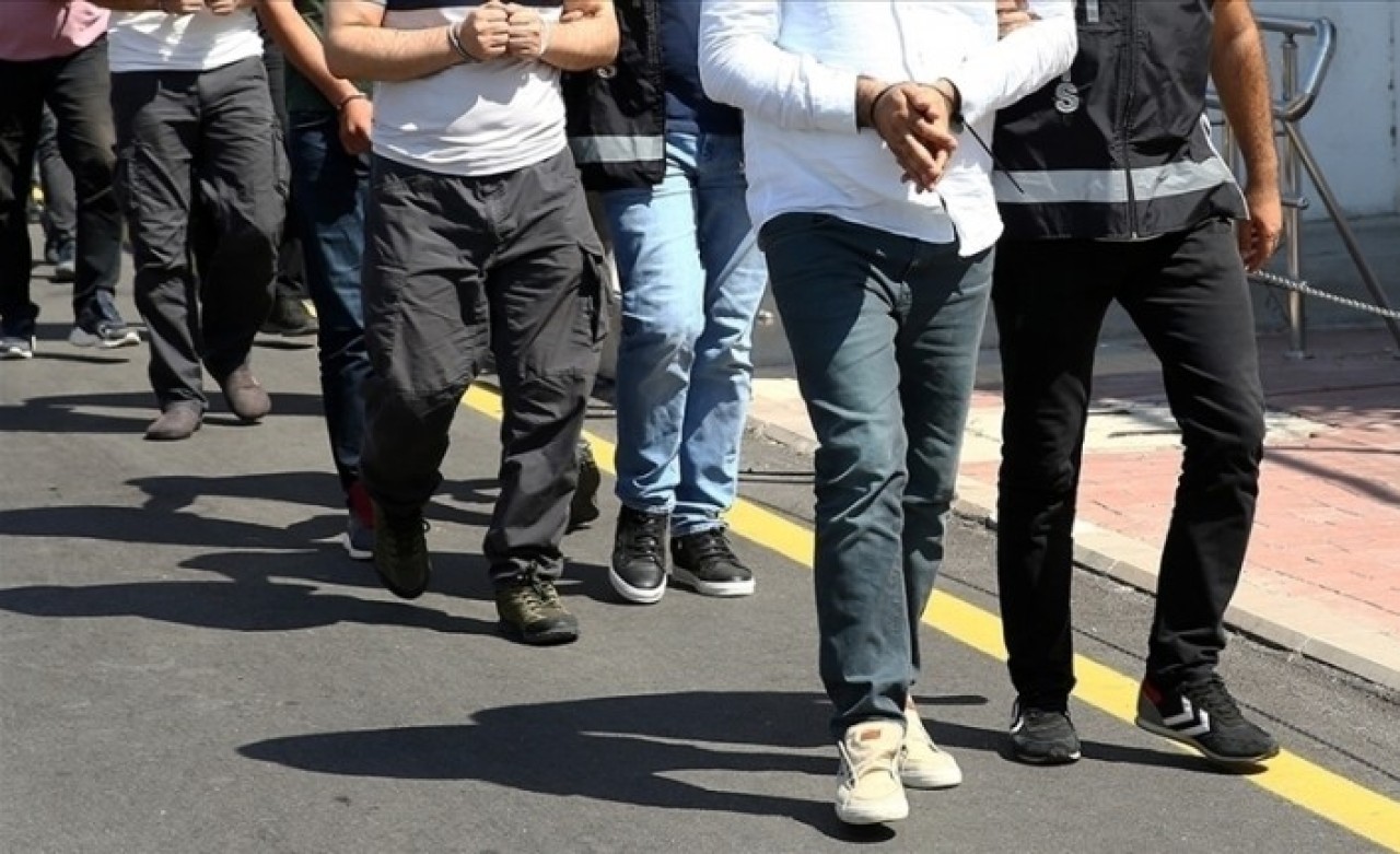 148 farklı adreste 797 kaçak göçmen yakalandı