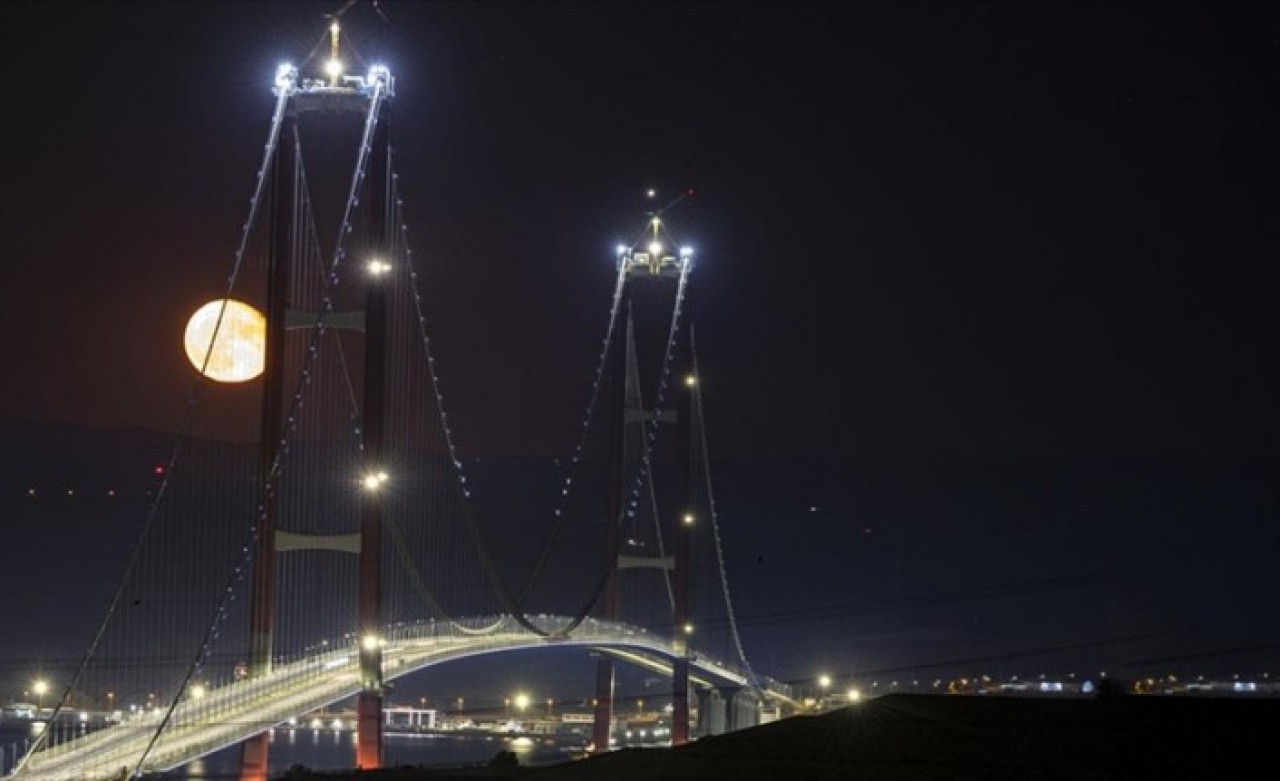 1915 Çanakkale Köprüsü "yapım metodolojisi" kategorisinde yılın en başarılı projesi seçildi