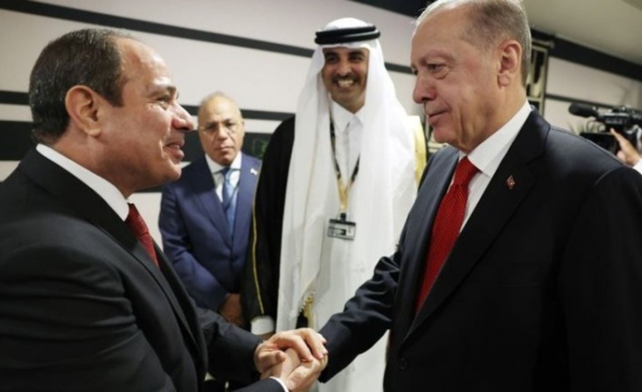 Abdulkadir Selvi'den Erdoğan'ın Sisi ile tokalaşmasıyla ilgili flaş yorum