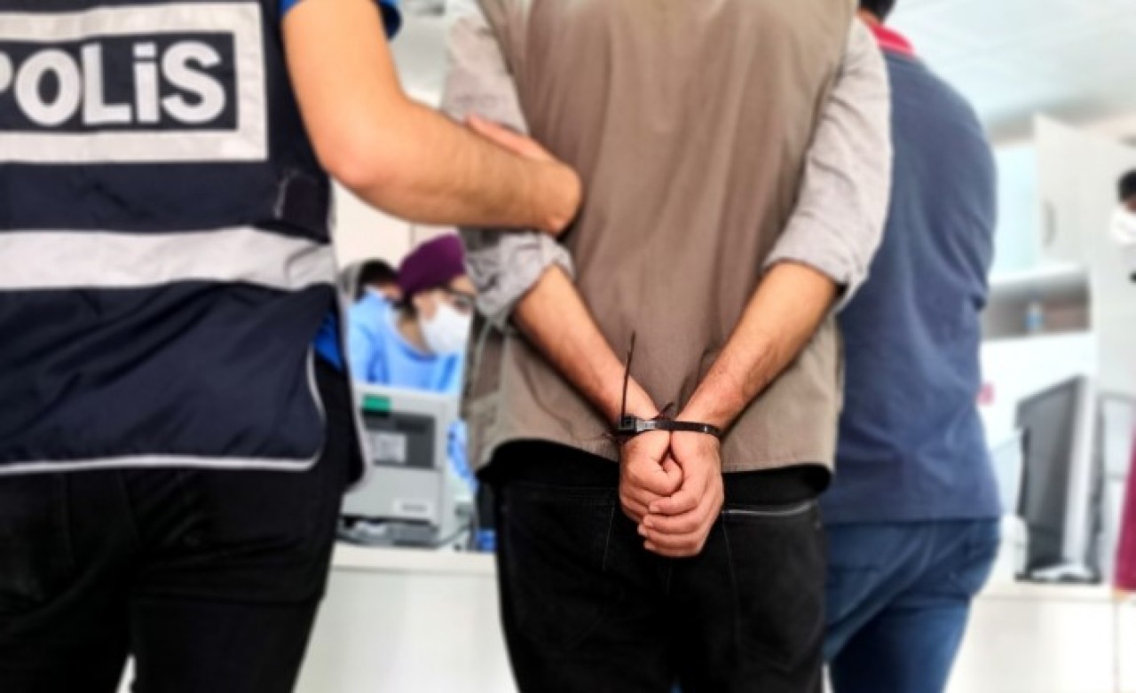 Ankara'da FETÖ operasyonu: 24  gözaltı